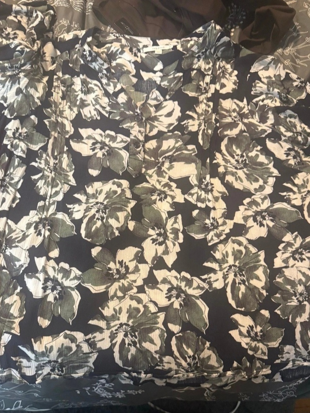 fun2fun Floral Blouse in Black & Green Size 2X